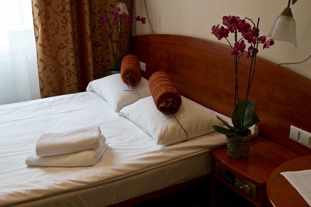 Hotel Arkadia Λέγκνικα Δωμάτιο φωτογραφία
